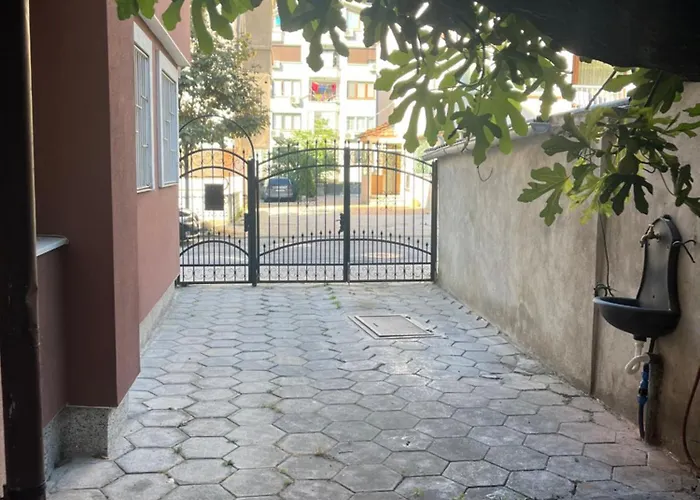 Apartment Lazur Karlovo 8 Street Free Parking