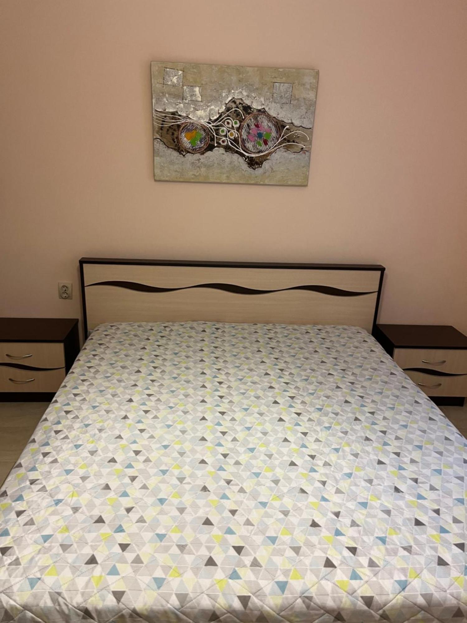 Lazur Karlovo 8 Street Free Parking Burgas City